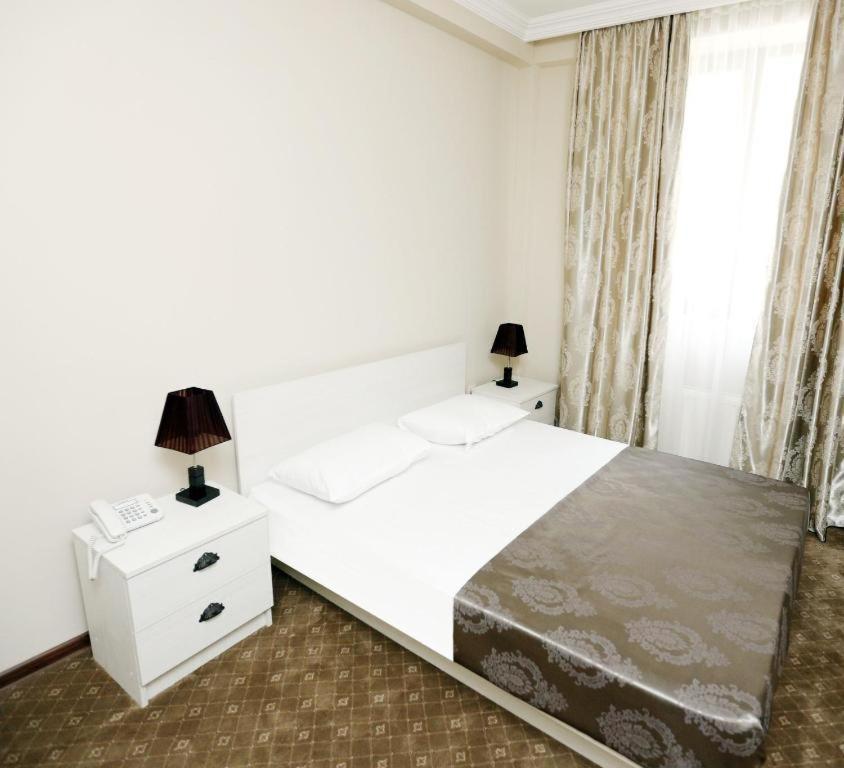 Hotel Ciskari Тбилиси Экстерьер фото