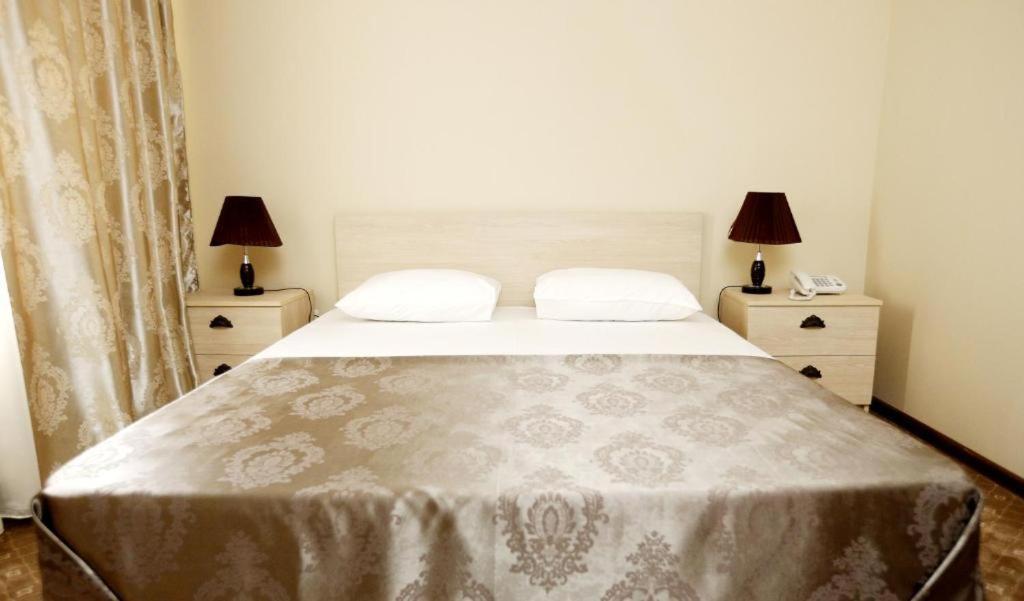 Hotel Ciskari Тбилиси Экстерьер фото
