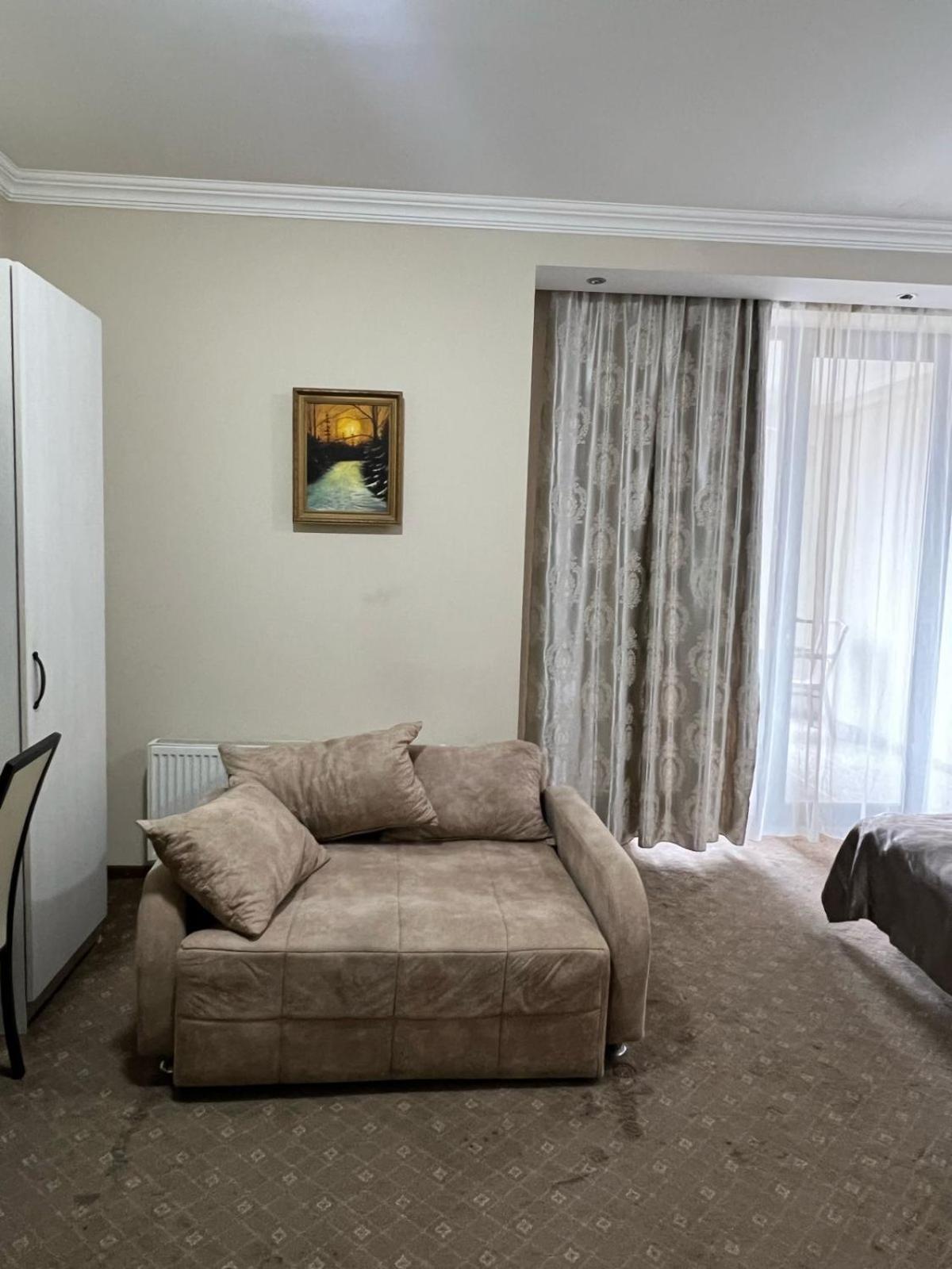 Hotel Ciskari Тбилиси Экстерьер фото