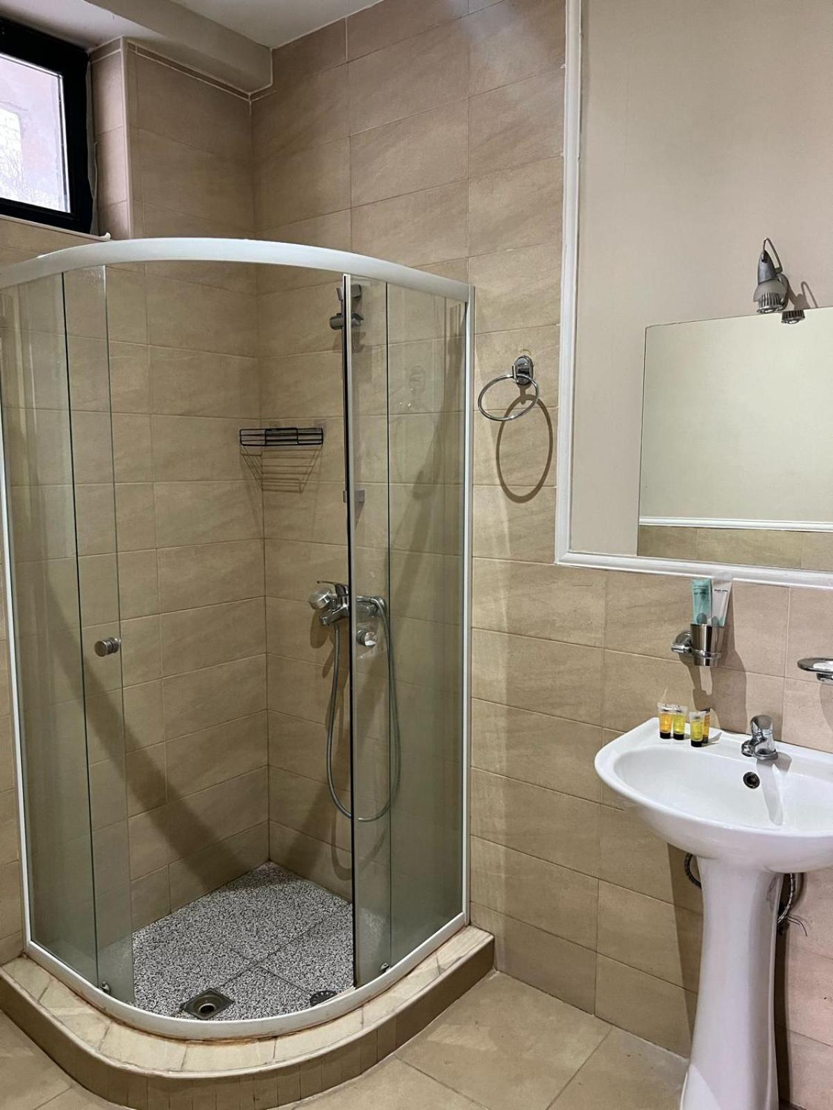 Hotel Ciskari Тбилиси Экстерьер фото