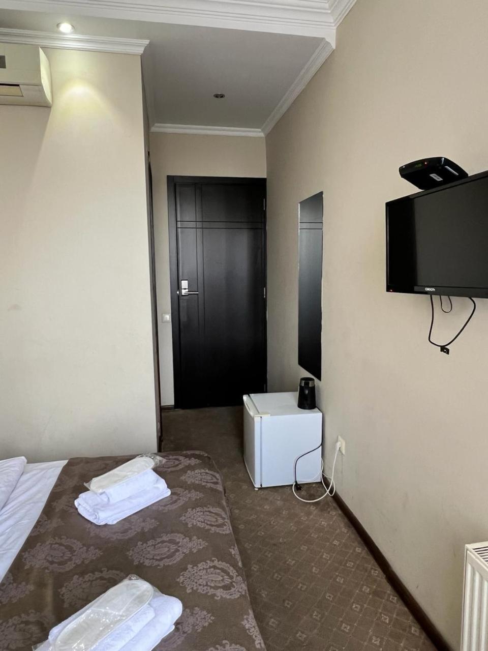 Hotel Ciskari Тбилиси Экстерьер фото